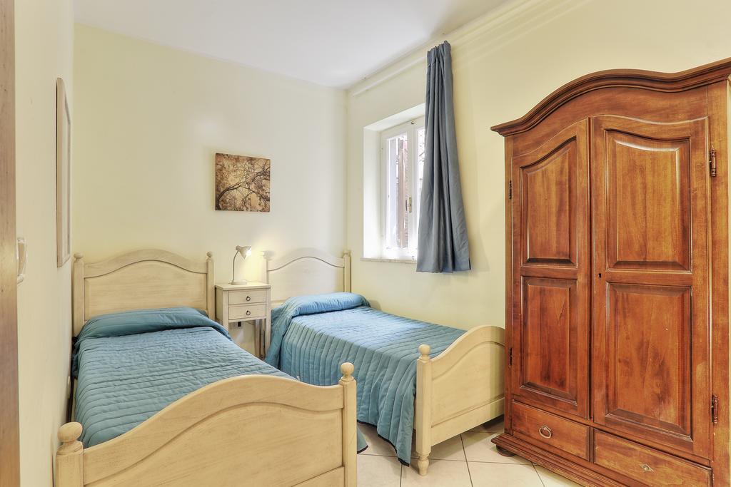 Residence Vacanza Mare Марина-ди-Кампо Экстерьер фото